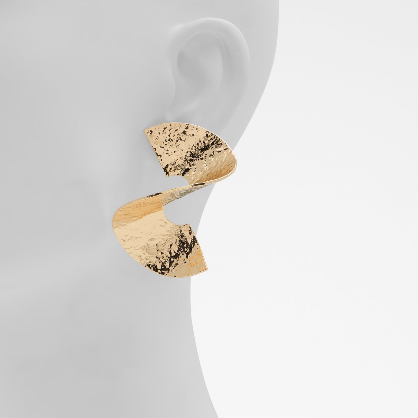 Kadın Gold Rengi Küpe-2