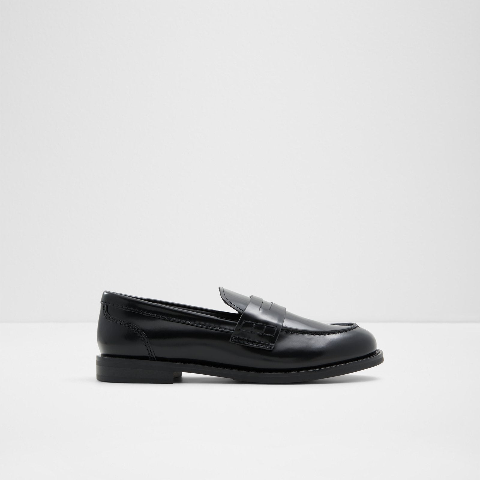 Kadın Siyah Loafer-1