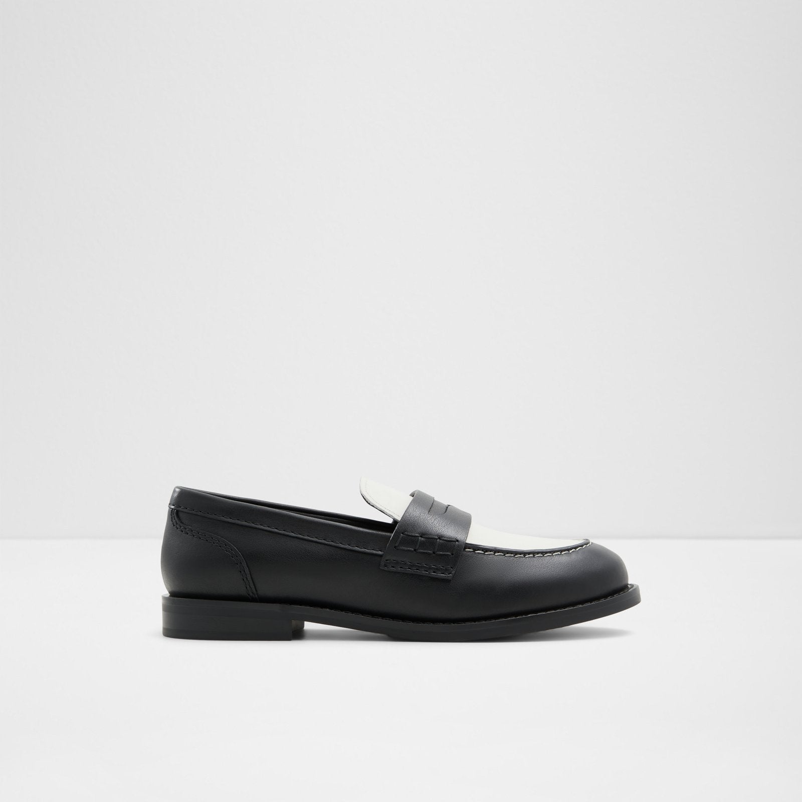 Kadın Siyah Loafer-1