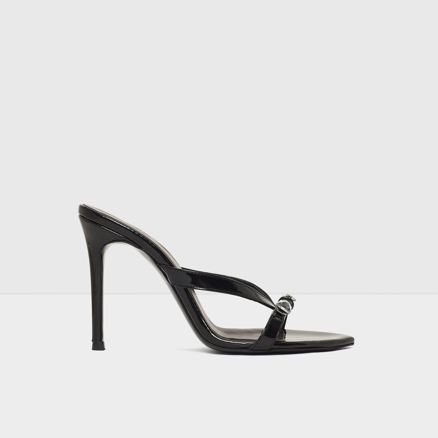 Kadın Siyah Topuklu Terlik-1