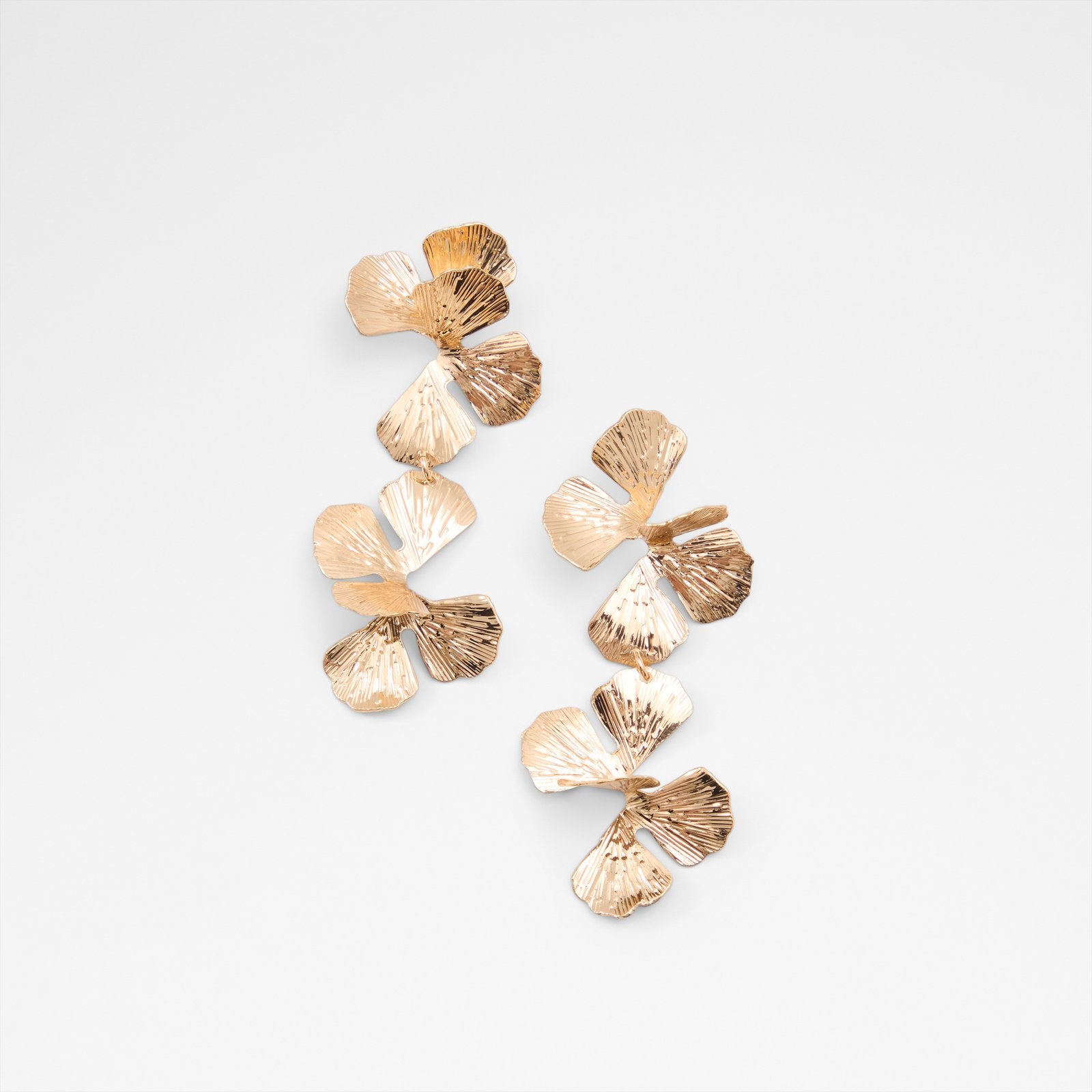 Kadın Gold Rengi Küpe-1