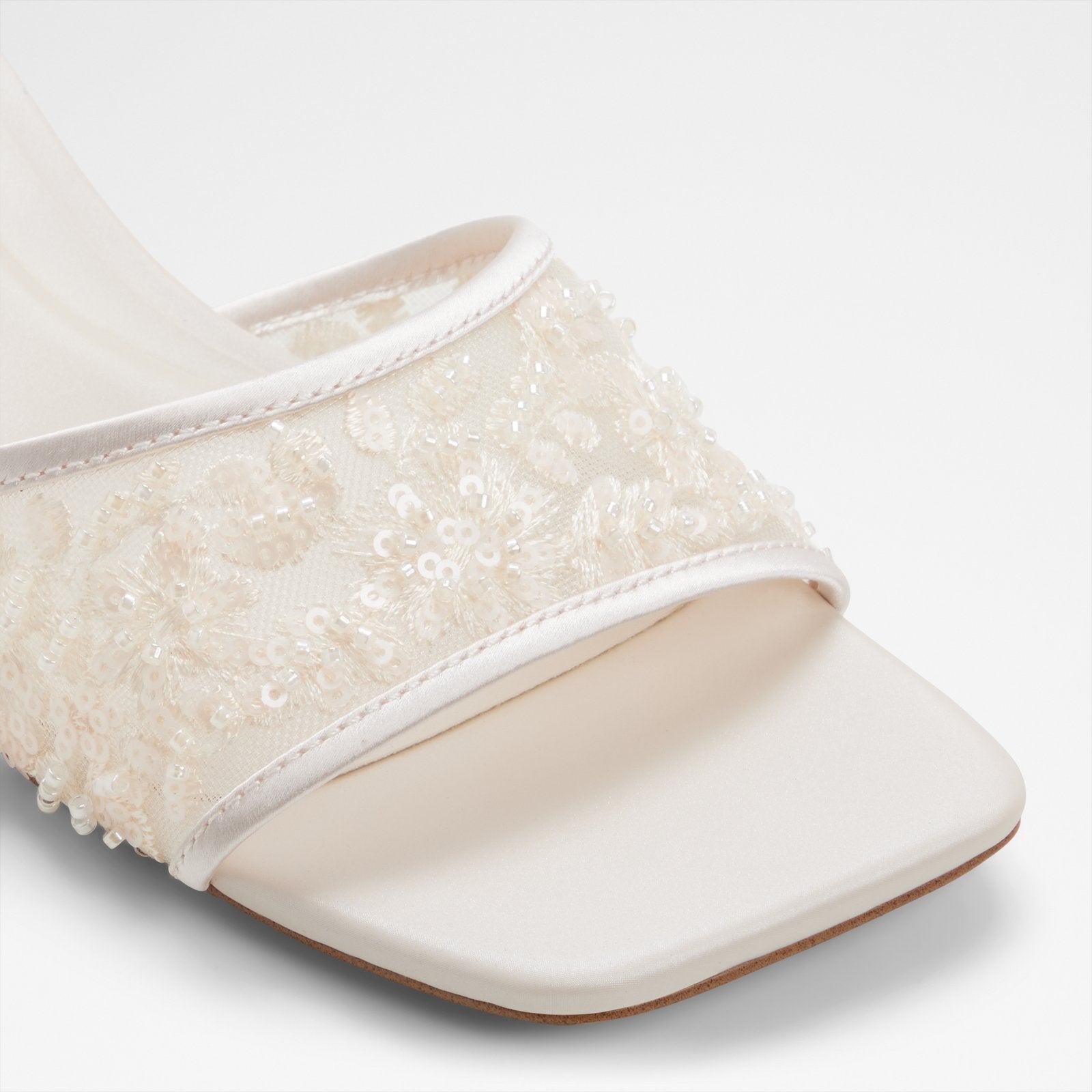 Kadın Beyaz Topuklu Terlik-5