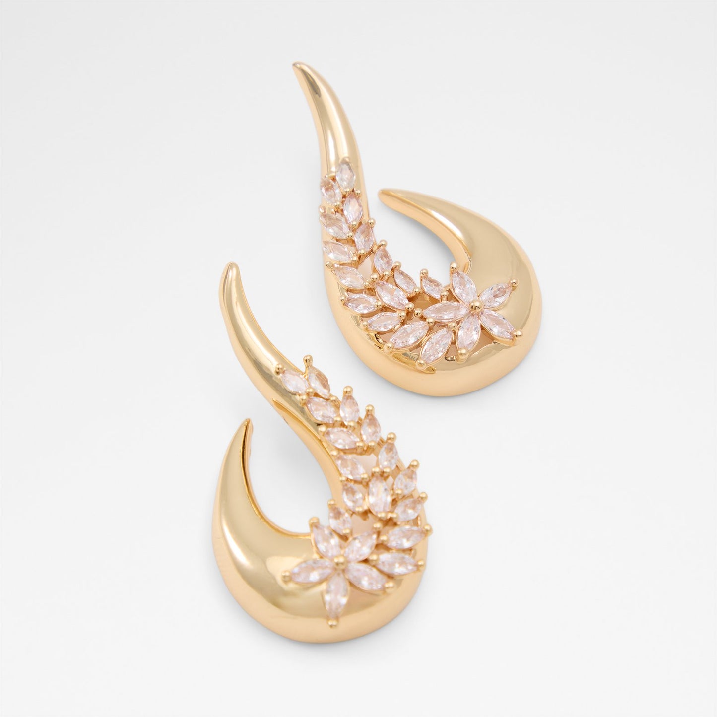 Kadın Gold Rengi Küpe-1